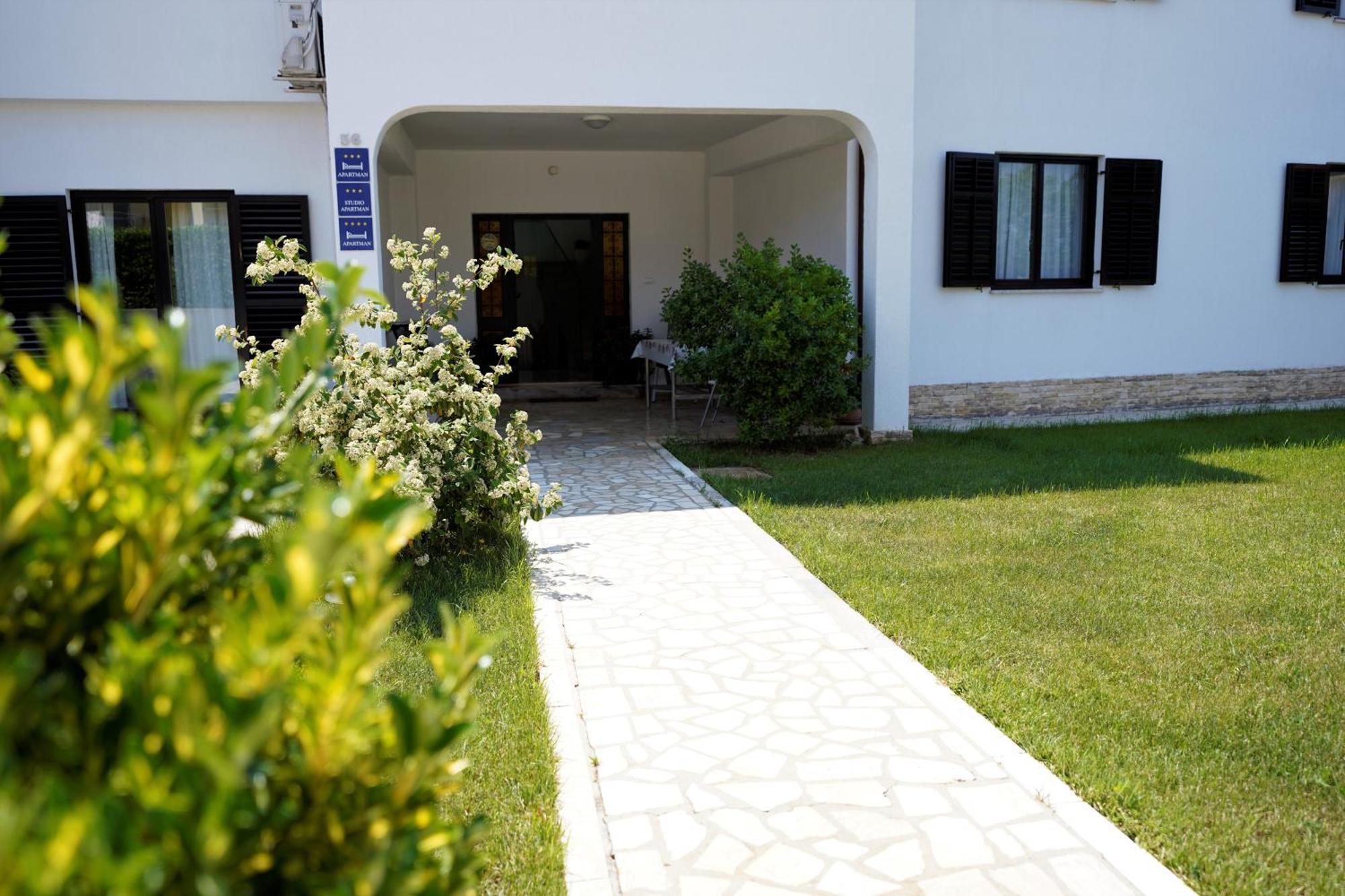 Apartman Nada I Фажана Экстерьер фото