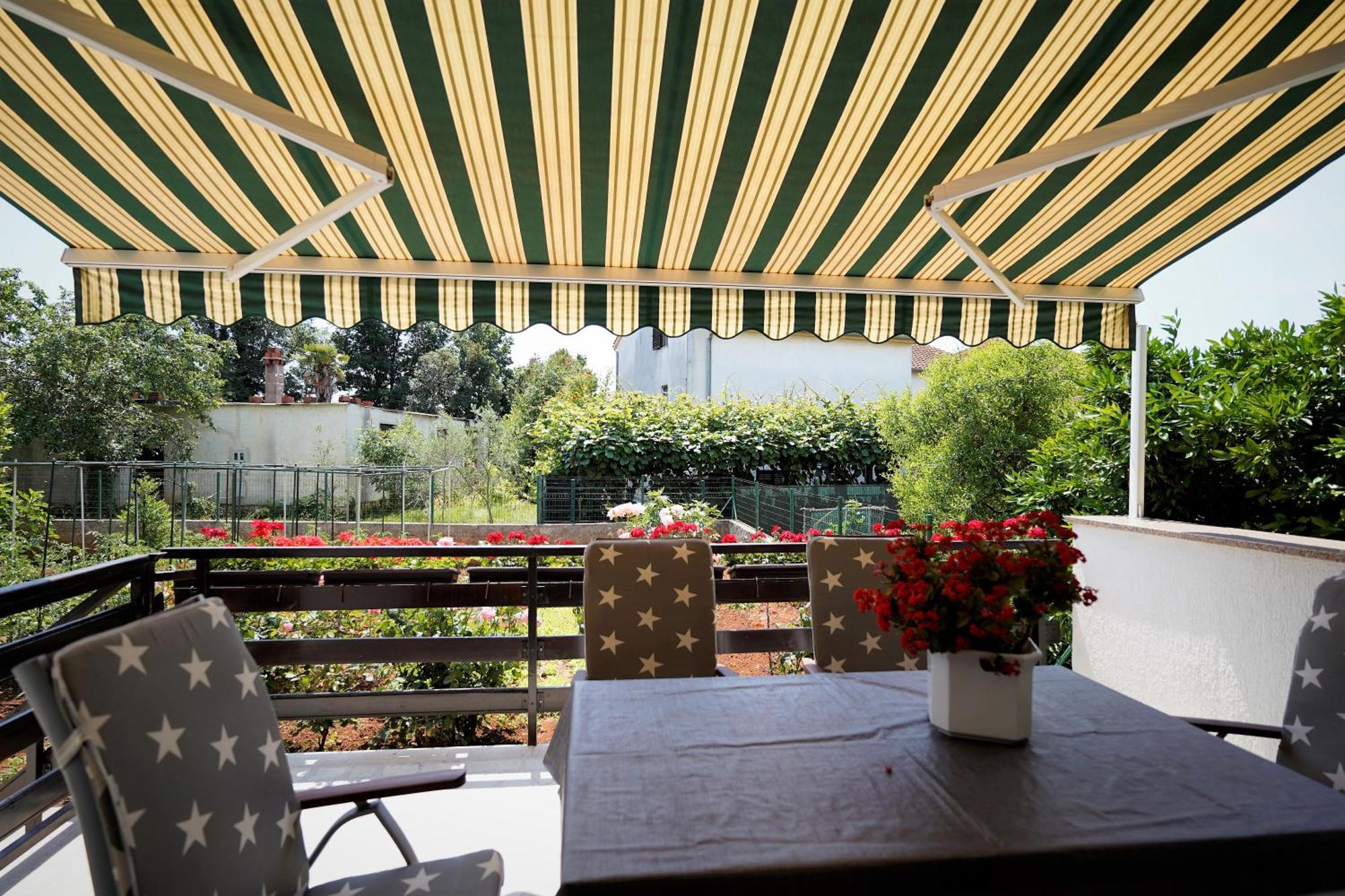 Apartman Nada I Фажана Экстерьер фото